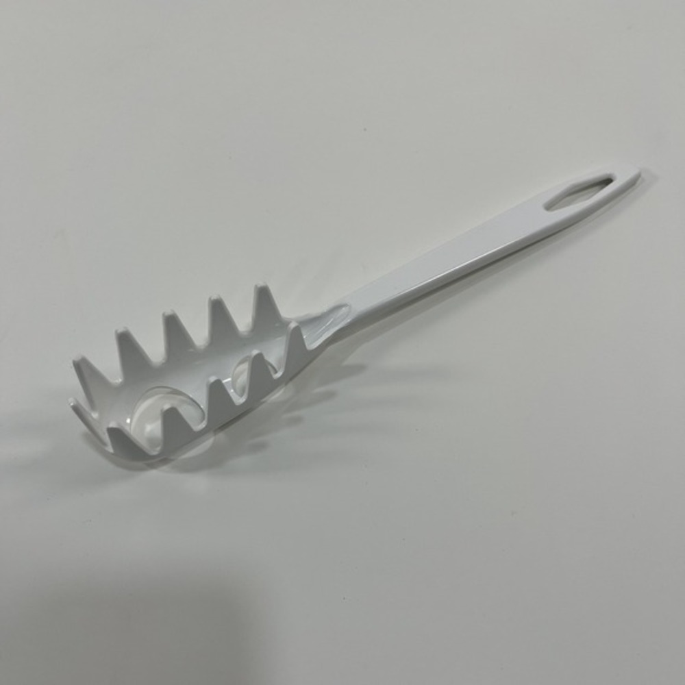 Tailor Made Products White Plastic Spaghetti Strainer Ladle Kitchen Utensil